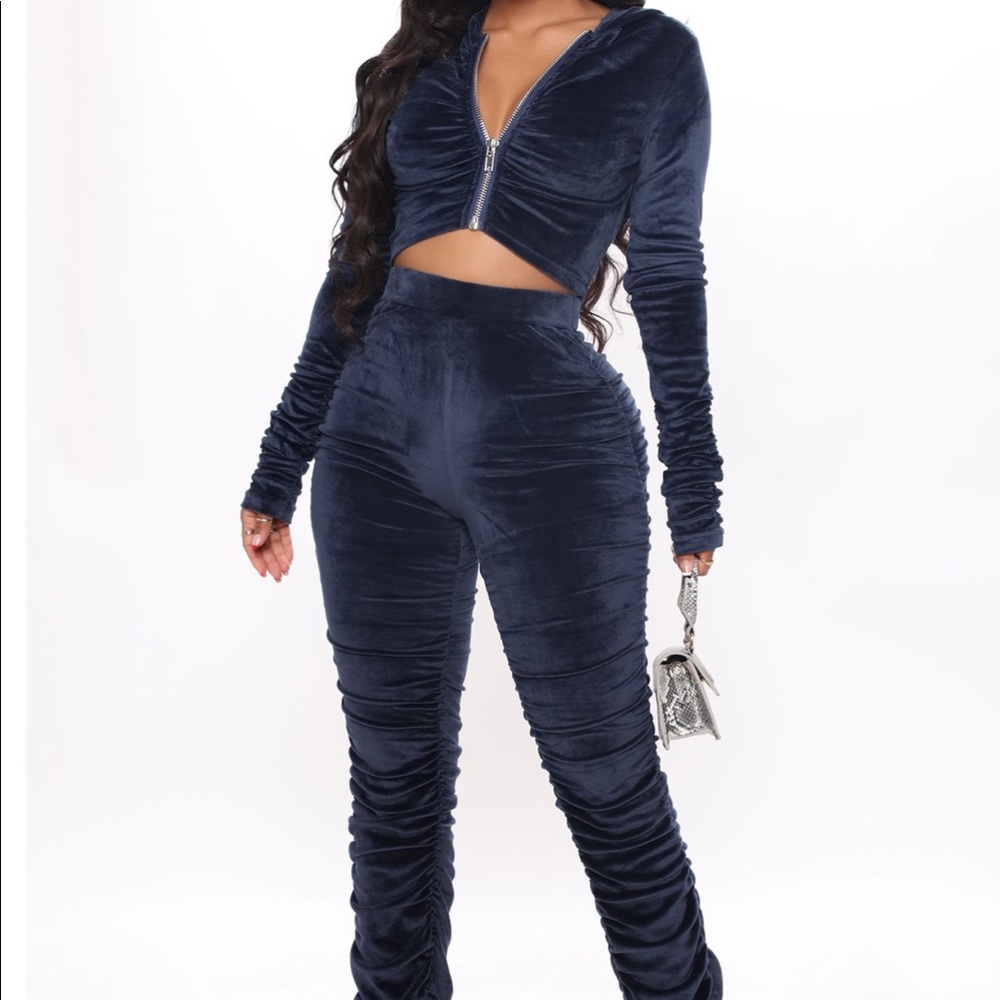 Ruched all over velvet set
